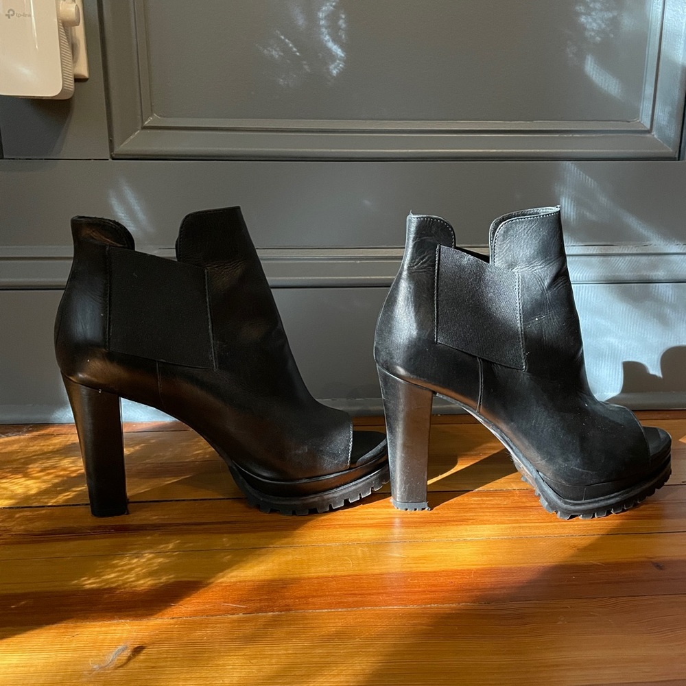 All saints black left her heels